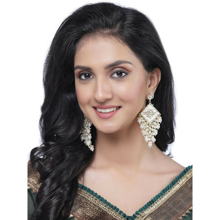 Elegant Silver-Toned Kundan Chandelier Earrings with Traditional Pearl Jhumka Drops