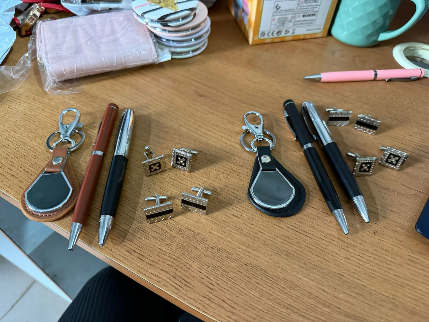 Modern metal keychain with secure key ring
