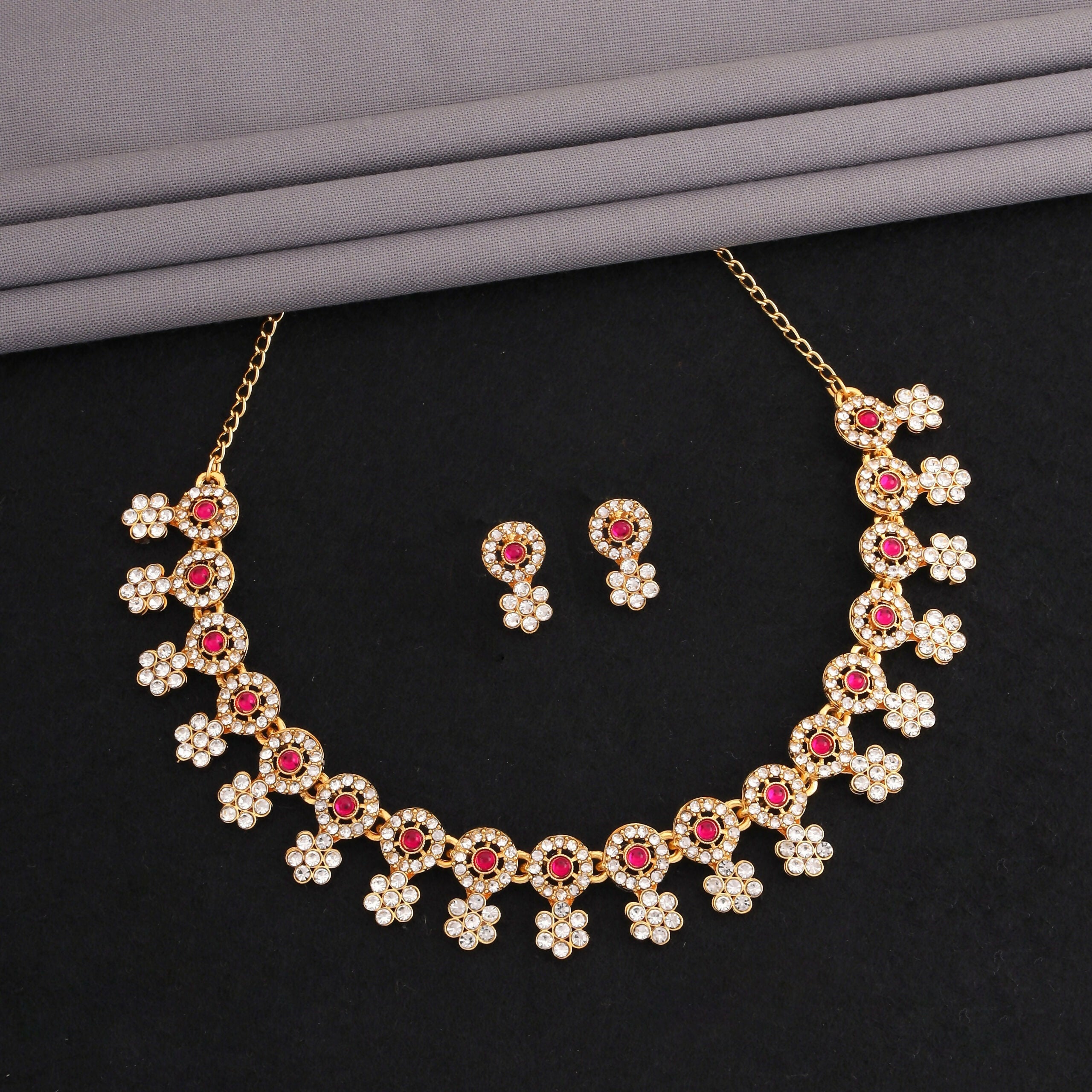 Floral Necklace Set – Elegant Stone Accented Jewellery