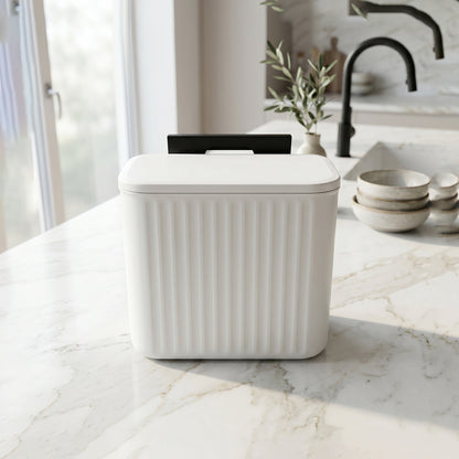 Portable Plastic Kitchen Dustbin side view