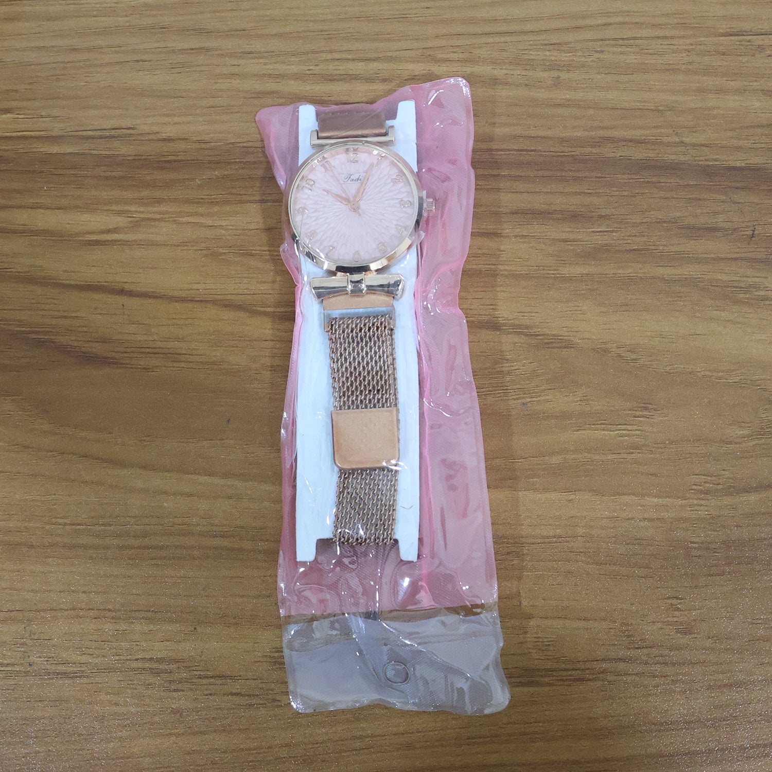 Elegant Rose Gold Finish Analog Wrist Watch (1 Pc)