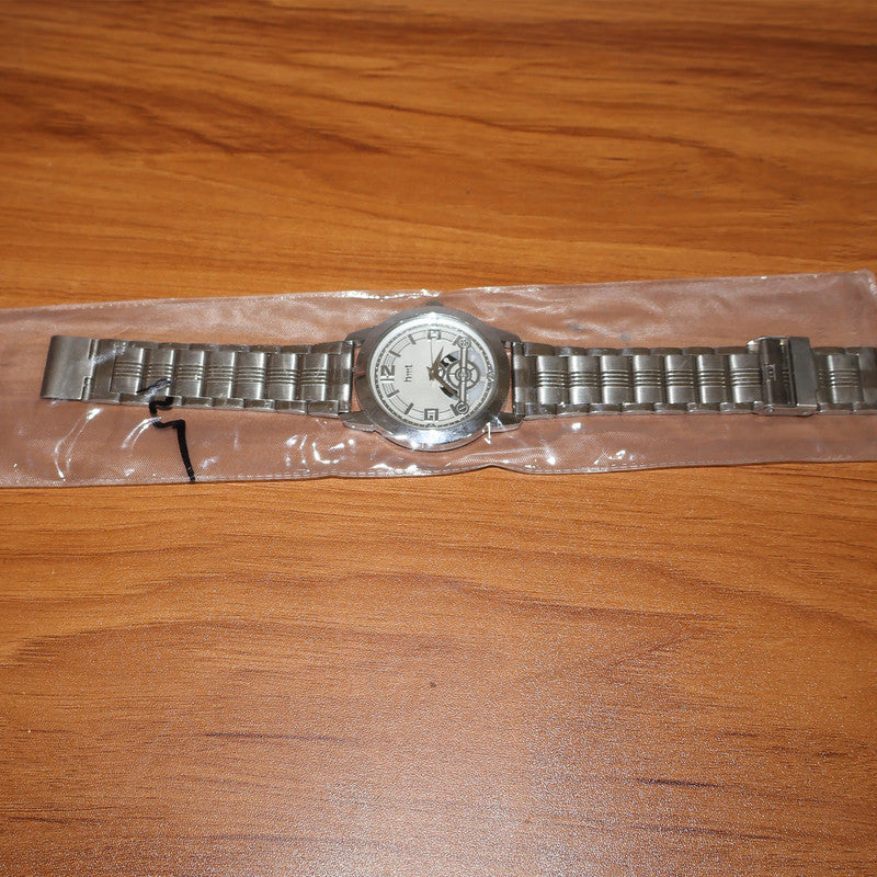 Classic Analog Wrist Watch with Skeleton Dial Design and Metal Strap for Office & Formal Wear