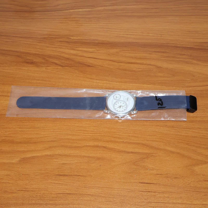 Elegant Analog Watch with Layered White Dial and Blue Magnetic Strap