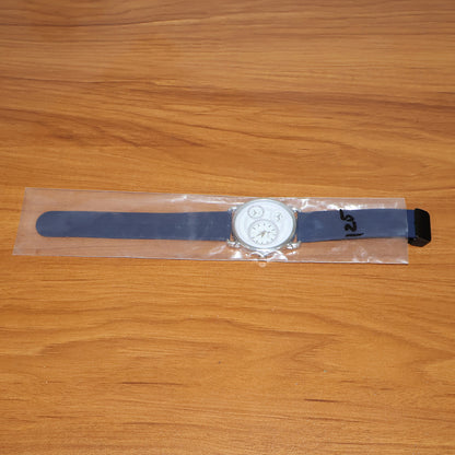 Elegant Analog Watch with Layered White Dial and Blue Magnetic Strap