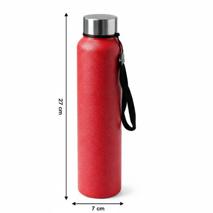 Red stainless steel water bottle side detail