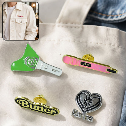 Metal Badge Pin – Stylish Single Piece with Random Design