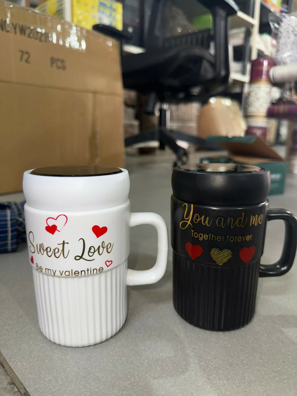 Premium Sweet Love Ceramic Mug with Lid & Spoon | Romantic Valentine Gift Cup for Couples | Leak-Resistant Lid, Large Capacity Coffee/Tea Mug | “Sweet Love” & “You & Me” Printed Heart Design | Microwave Safe | Ideal for Gifting