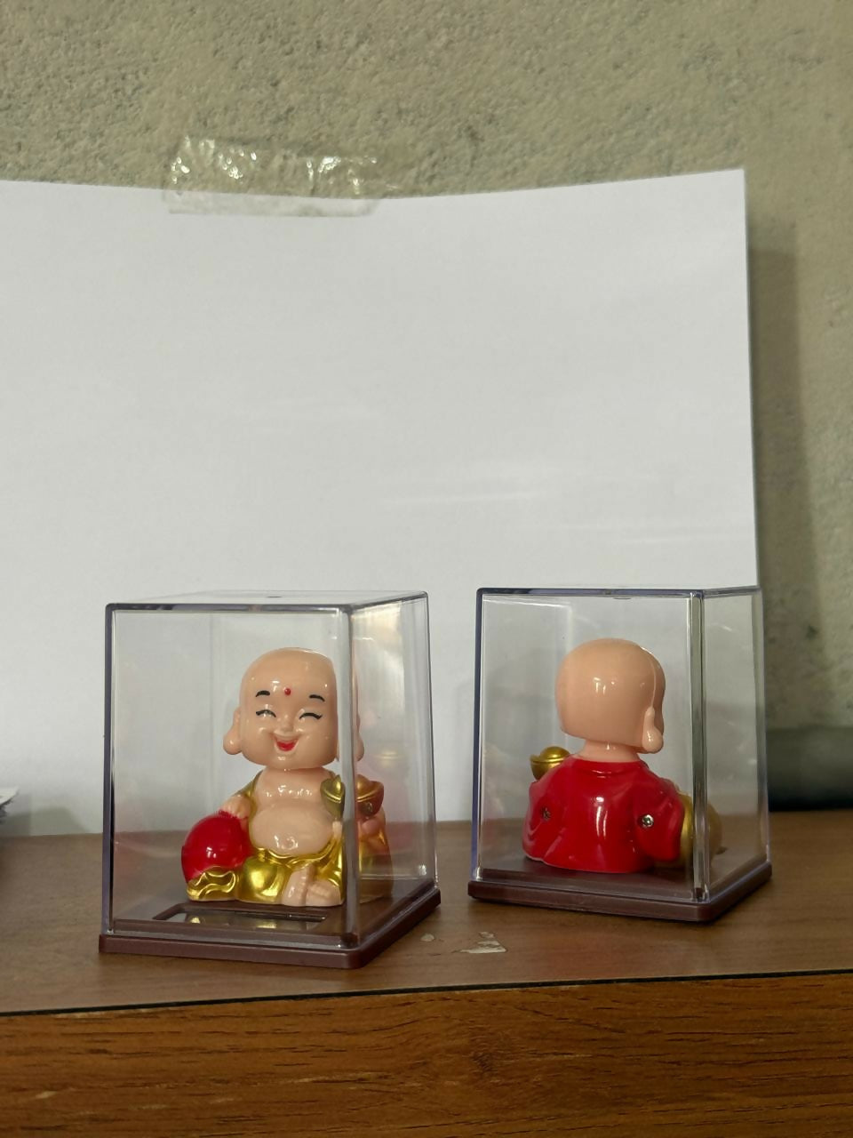 Solar Laughing Buddha Bobble Head with Moving Head Display Case (1 Piece)