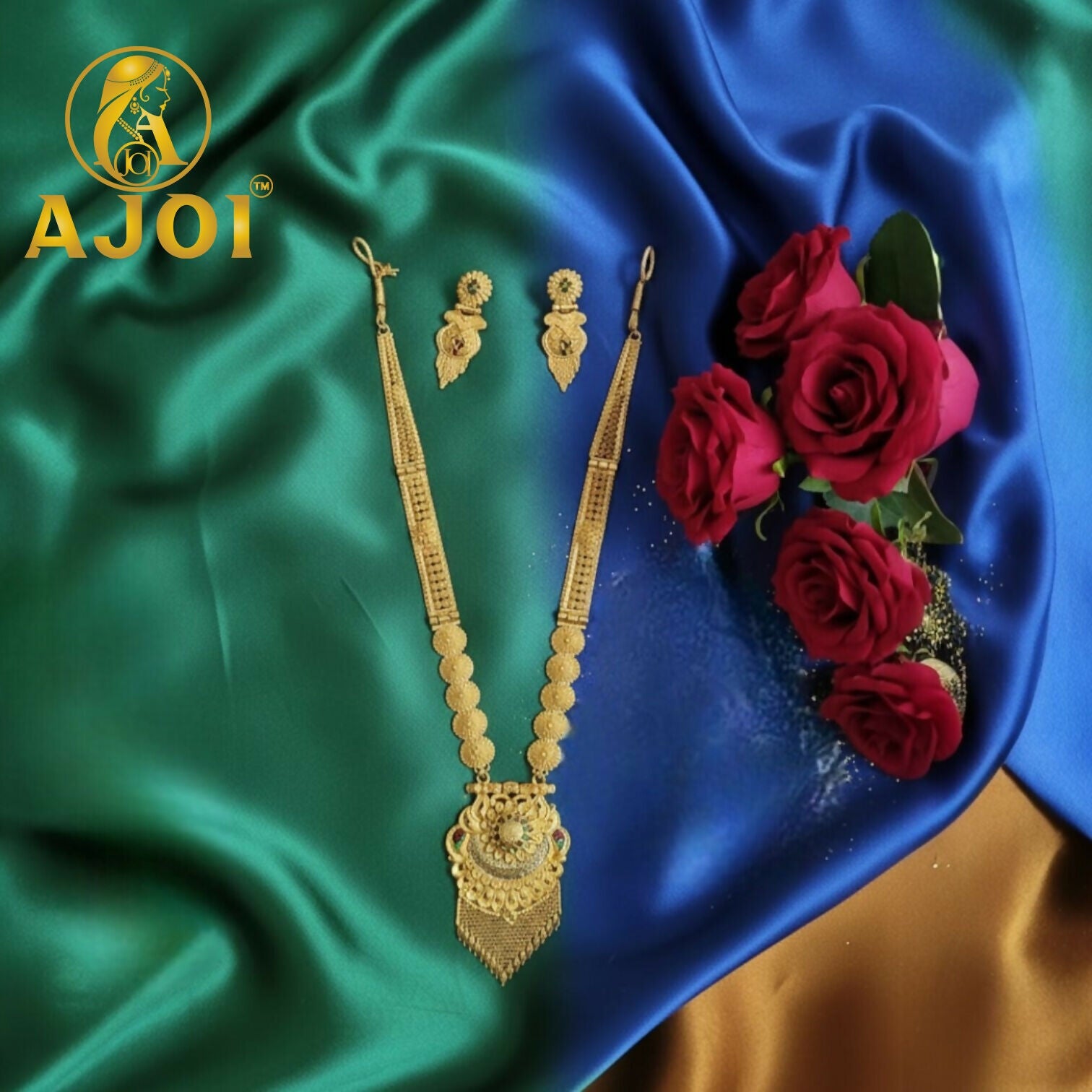 Traditional Indian Royal Glow long necklace set laid flat displaying craftsmanship