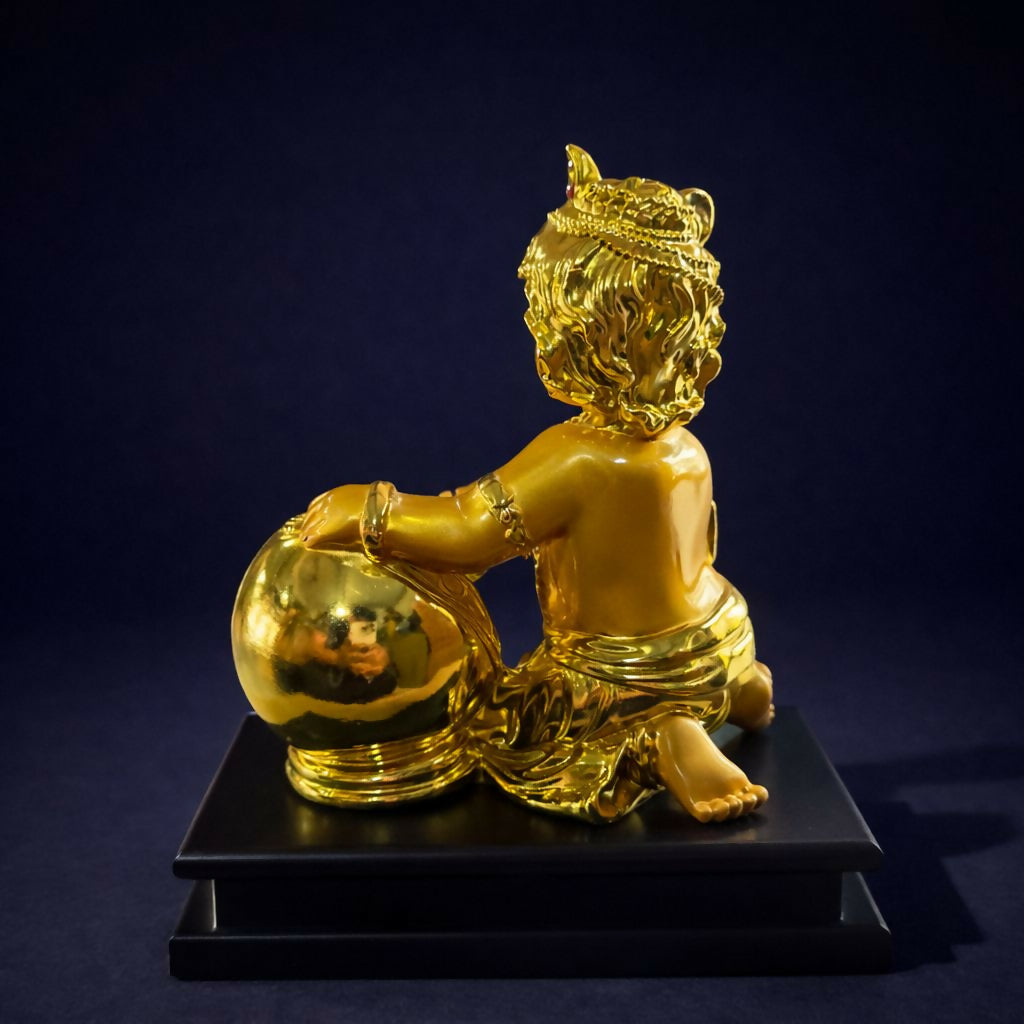 Bal Krishna idol on sturdy base for temple decoration