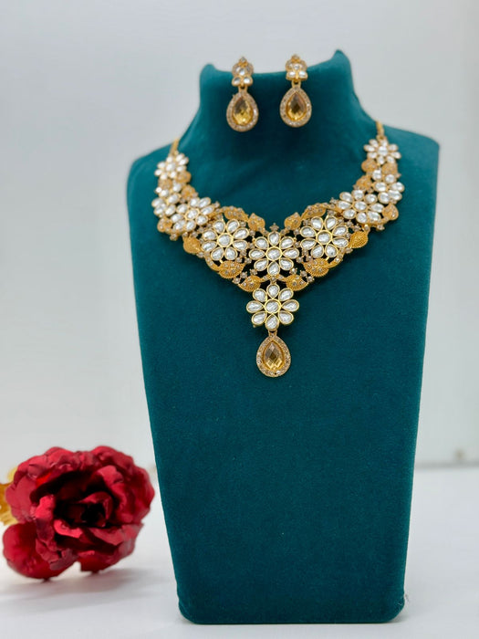 Beautiful Flower Design Necklace Set with Earrings - Elegant Floral Jewelry