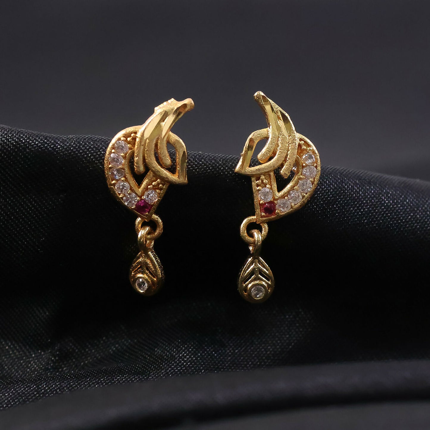 Luxury Curved Gold Earrings With Sparkling Stone Inlay And Elegant Drop Design