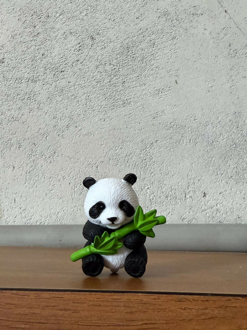 Cute Panda Bamboo Showpiece poly-resin| Mini Panda Decorative Figurine for Home