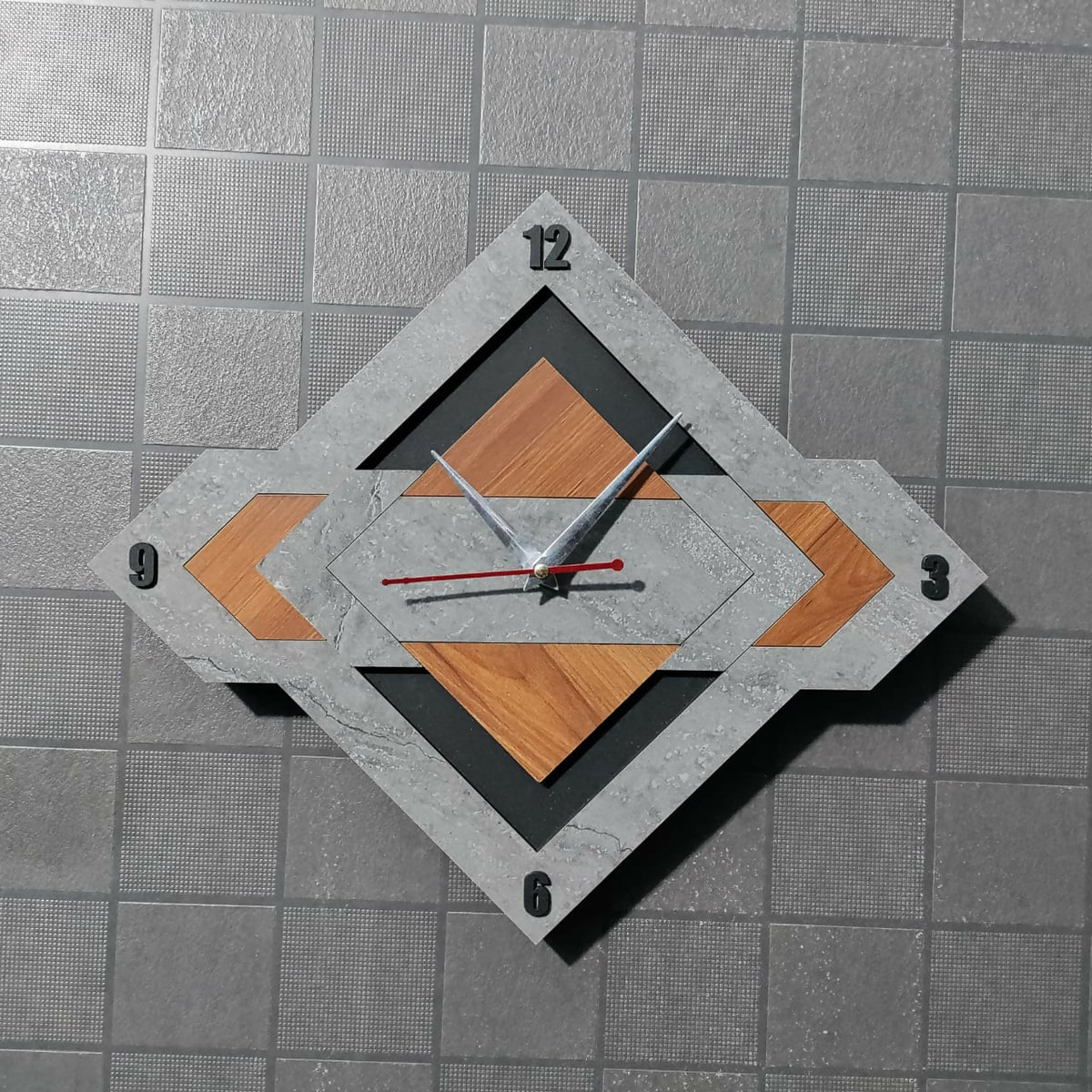 Diamond Clock 8