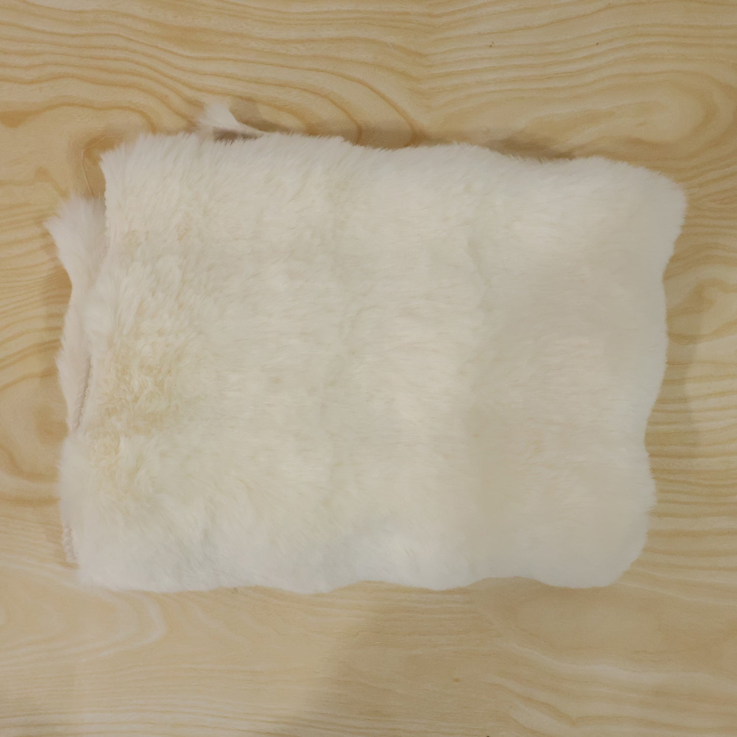 Anti Slip Soft Fluffy Faux Fur Carpet Mat 92 x 56 Cm for Living Room (1 Pc)