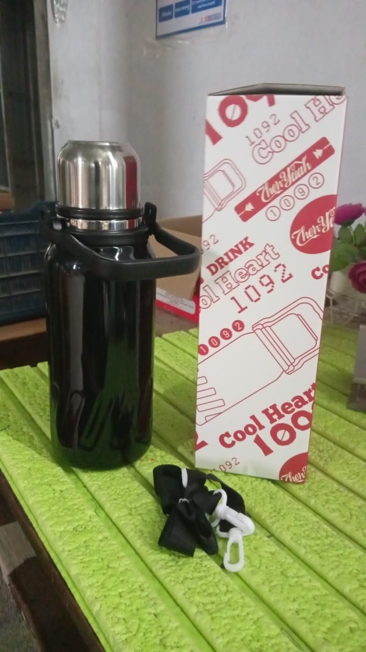 Customize Stainless Steel Water Bottle, Vacuum Insulated Cup / Bottle (1200 ML)