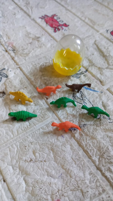7 Piece Dinosaur Shaped Erasers for Kids - Animal Erasers, 3D Puzzle