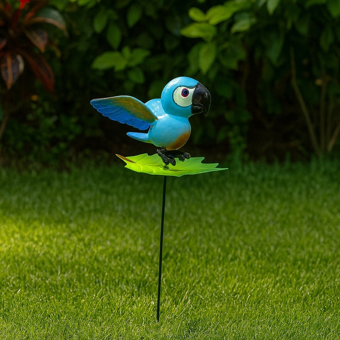 Blue Metal Parrot Garden Stake for Outdoor Décor ( 1 PC)