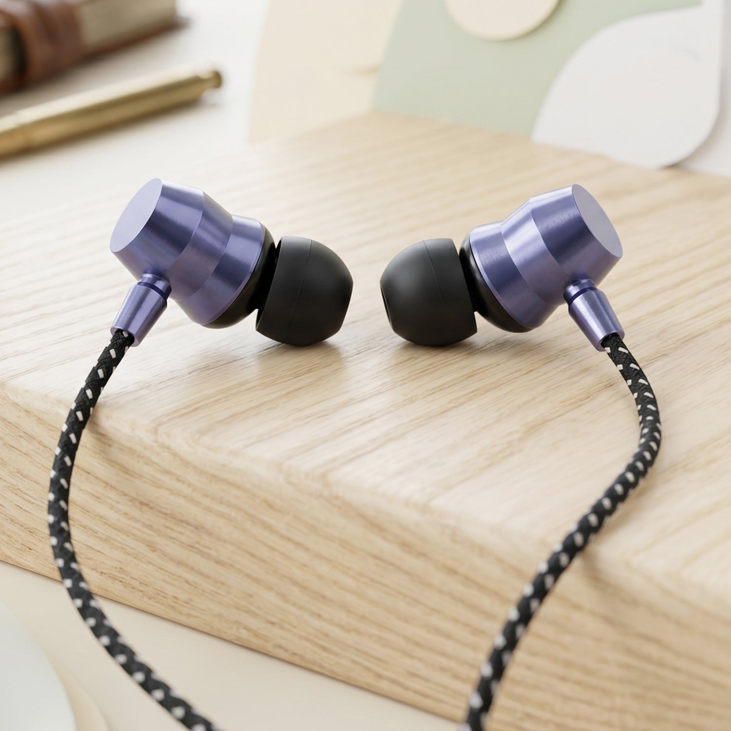 Wireless Bluetooth Neckband Earphones, Nack Band  with Magnetic On / Off Earbuds