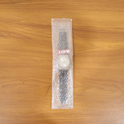 Elegant Silver Dial Analog Wrist Watch with Premium Textured Strap for Men