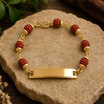 View of the personalised gold plated name bracelet showing its detailed beaded chain.