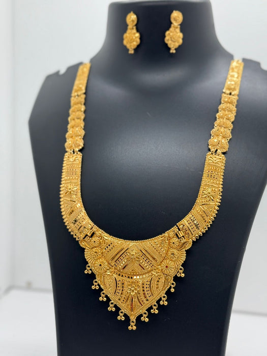 Exquisite Gold Long Rani Haar Necklace with Matching Earrings – Bridal Luxury Jewellery Set