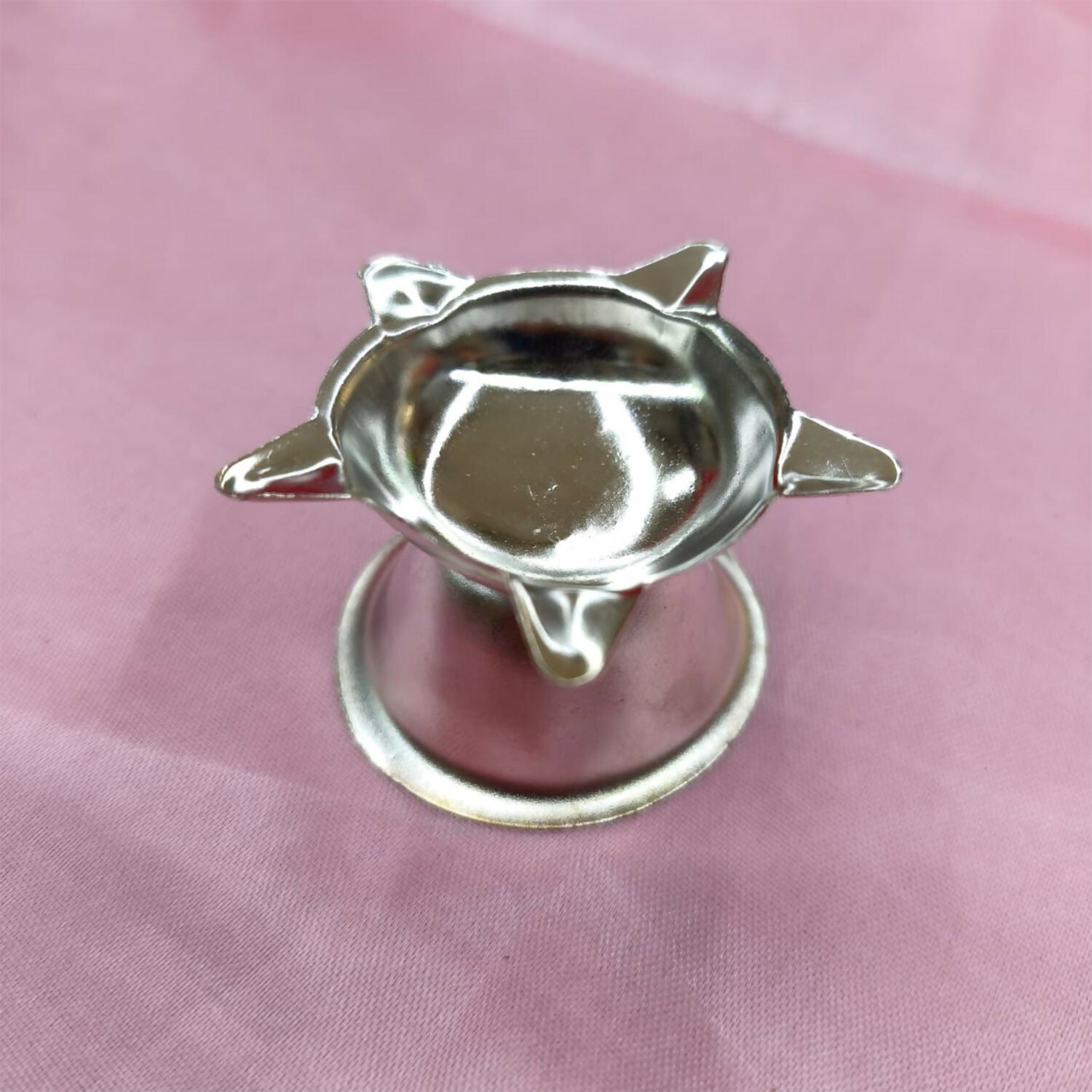 Silver Star Shaped Oil Diya Lamp for Pooja & Festival Decoration