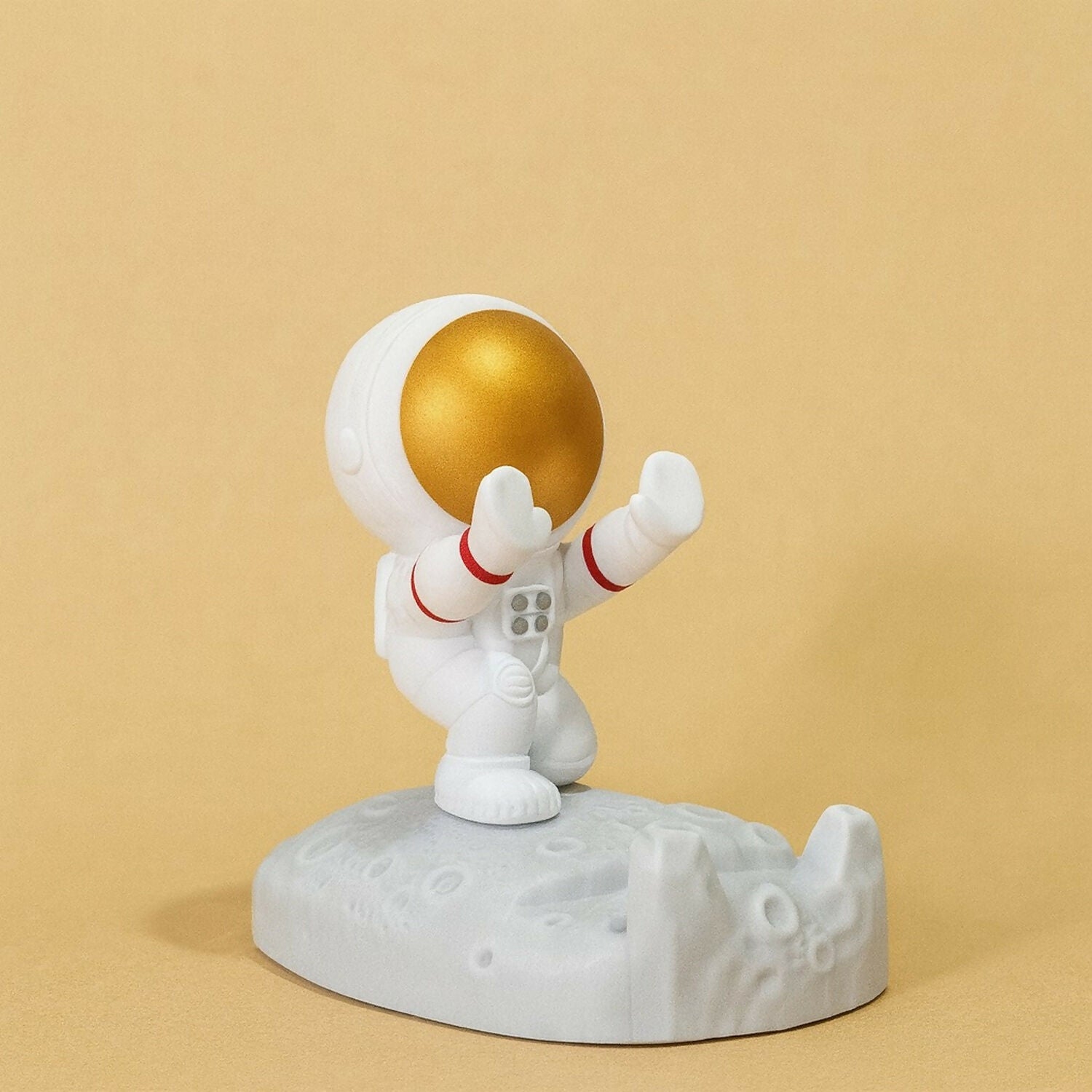 Cute Astronaut Mobile Phone Holder Stand for Desk | Creative Space Decor