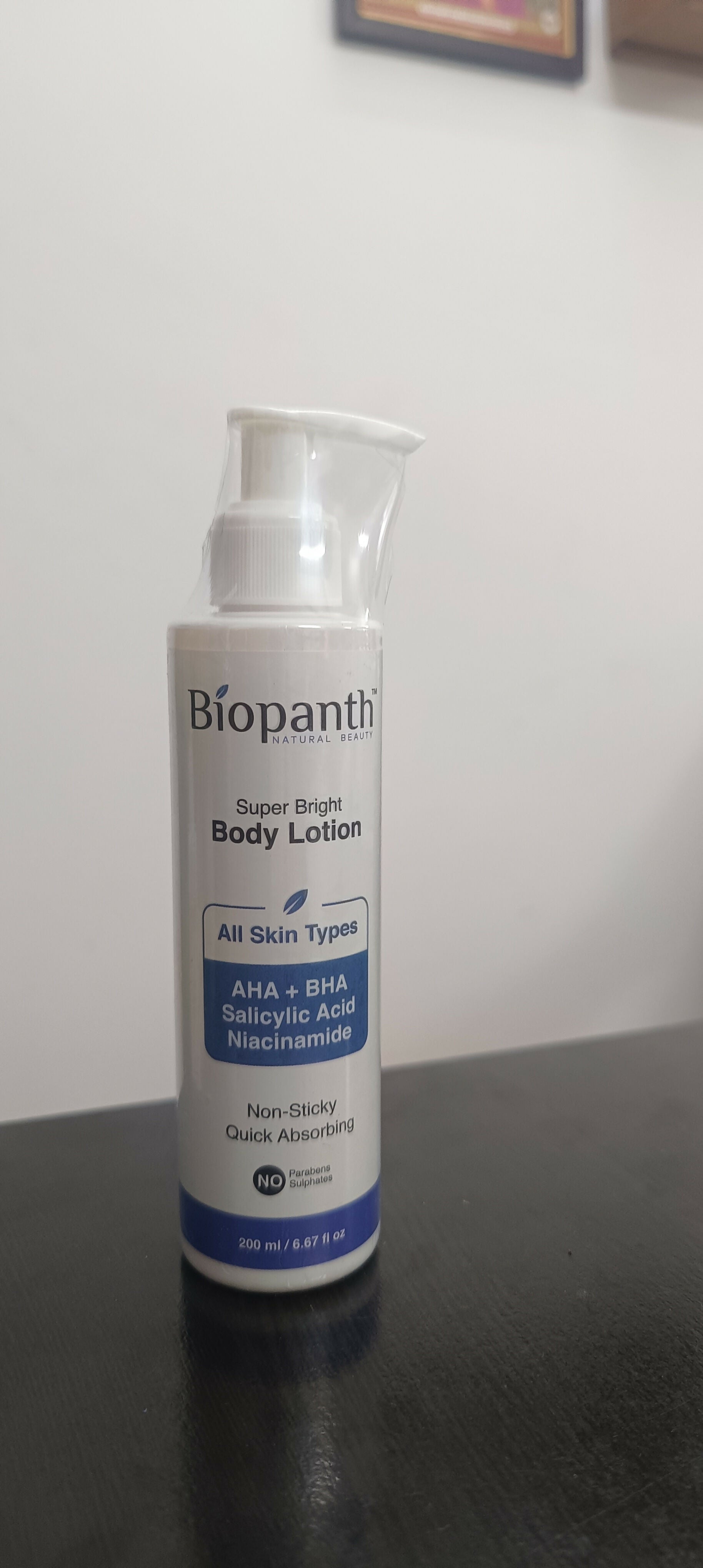 Super Bright Body Lotion for Dry Skin with Natural Butters (200 ml)