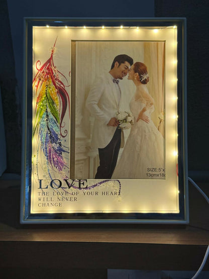 Romantic LED Love Photo Frame with Rainbow Feather Design | Warm Light Illuminated Couple Picture Frame for Anniversary, Wedding & Valentine Gifting | USB Powered Tabletop Decorative Photo Lamp for Bedroom & Home Decor