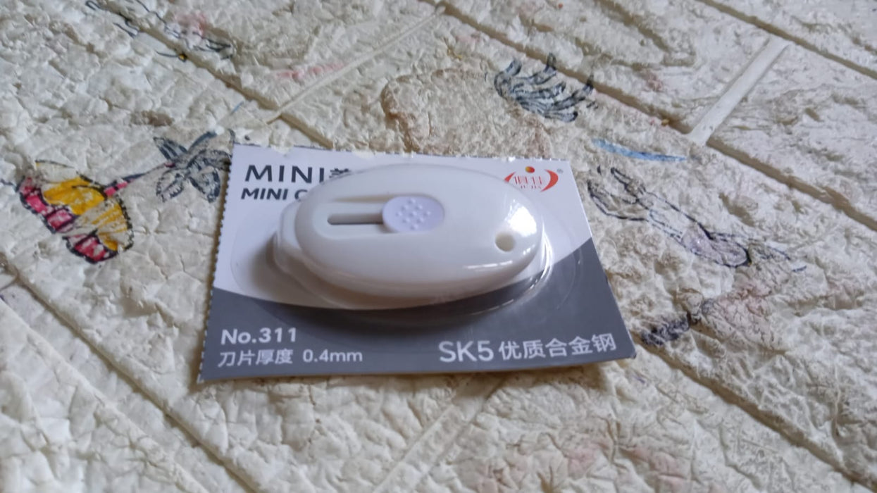 4193 Mini Cloud Box Cutter Portable Cute Box Cutter Utility