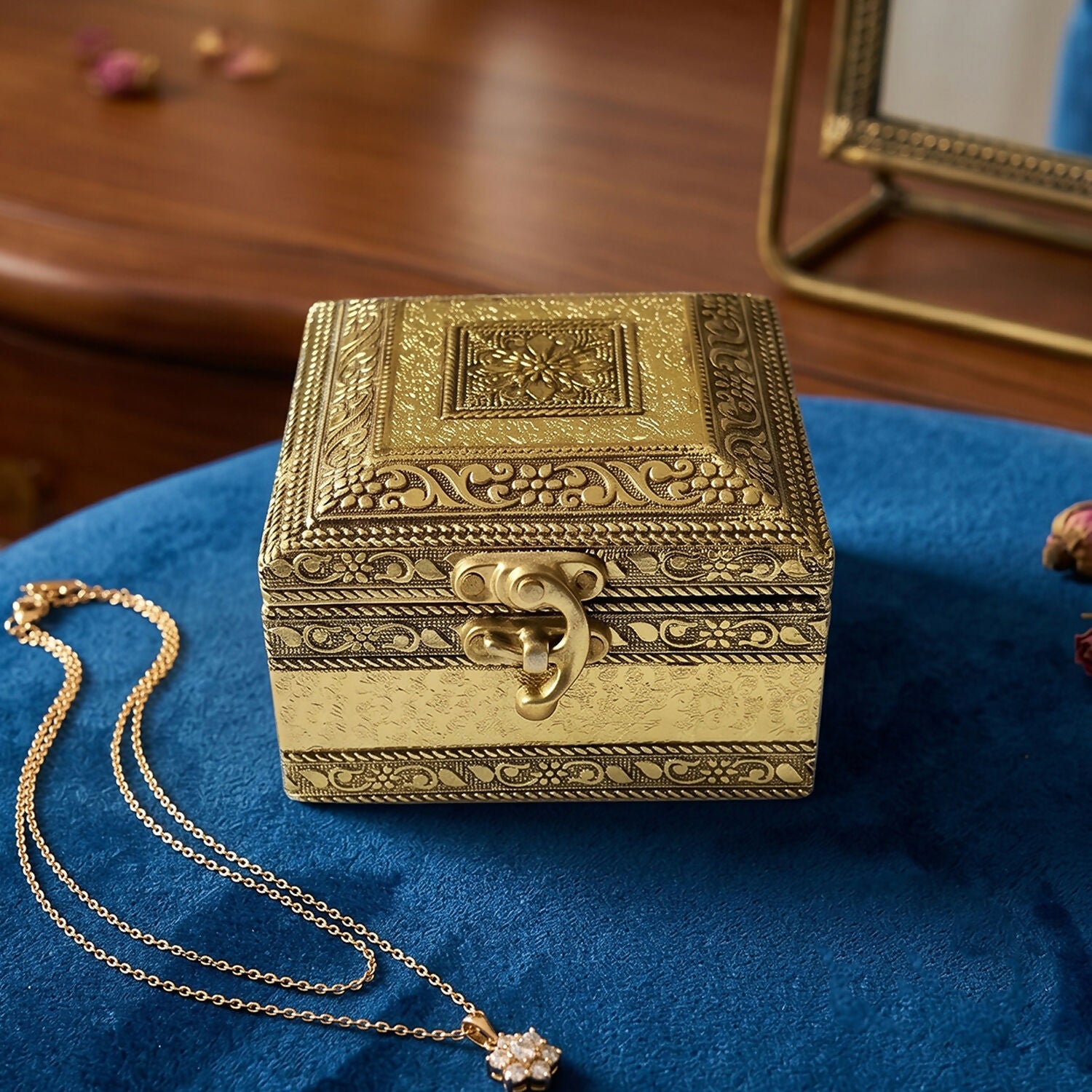 Jewellery-Box-04