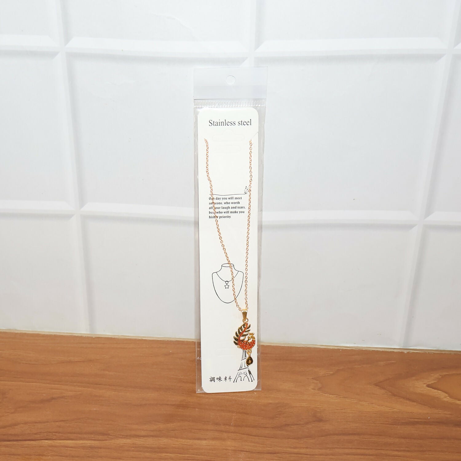 Graceful Peacock Motif Pendant Necklace with Chain for Women