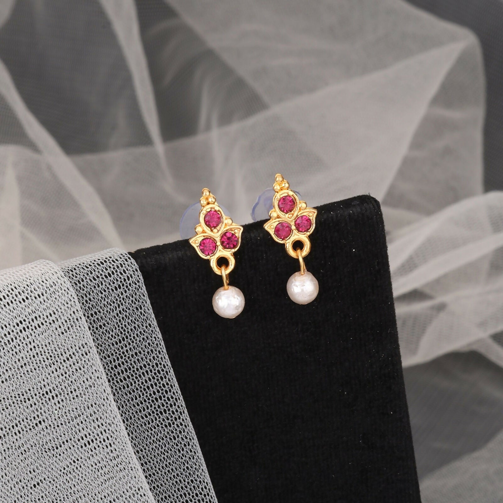 Gold Ruby Red Crystal Heart Choker & Earrings Set