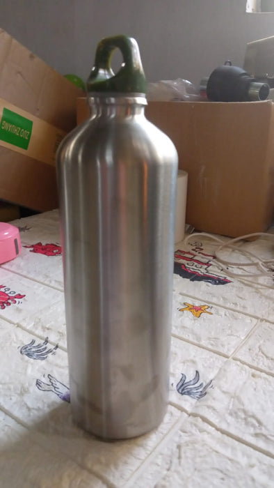 Stainless Steel Water Bottle (750ml, Leakproof, Hot & Cold)