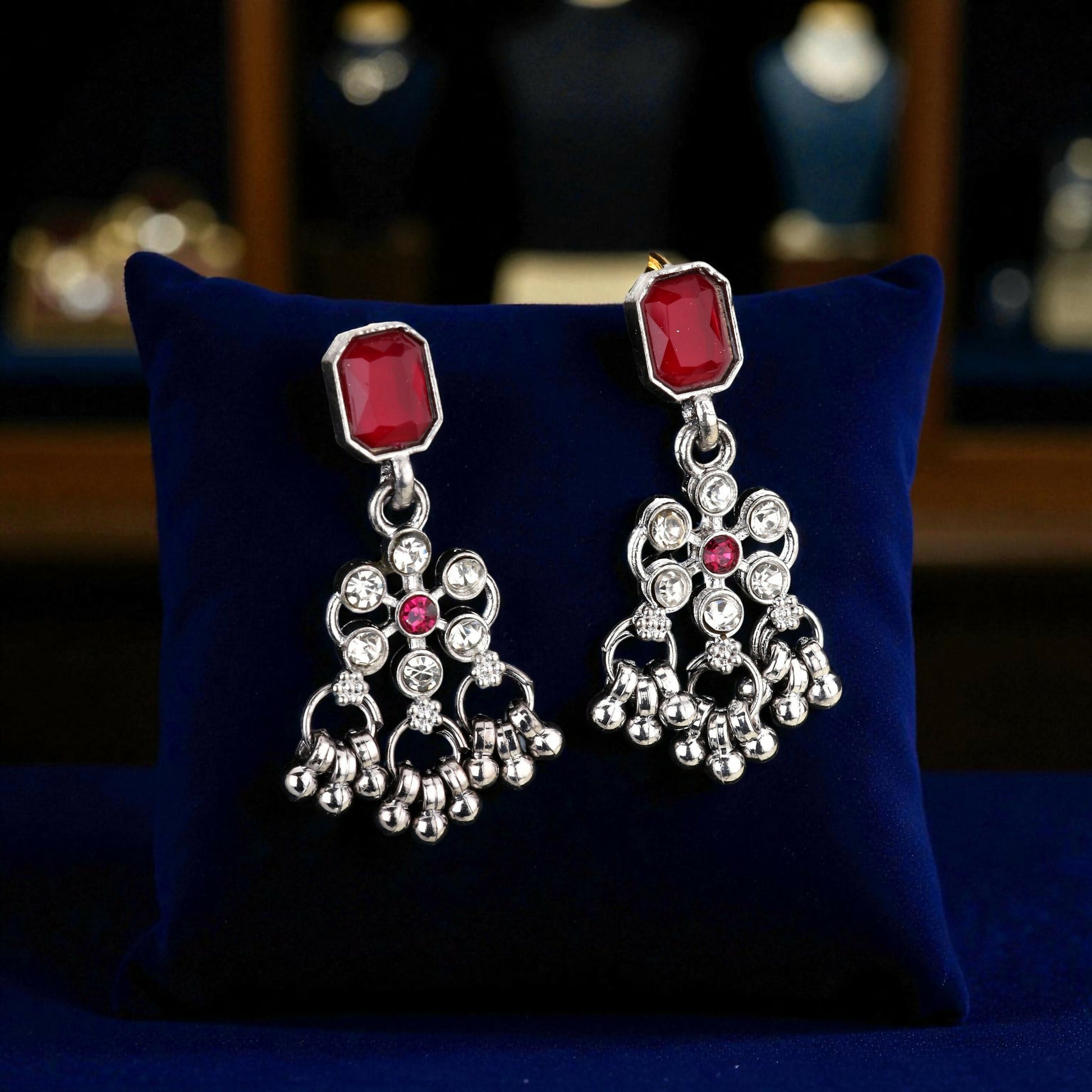 Oxidized Silver Emerald Rectangular Choker Set