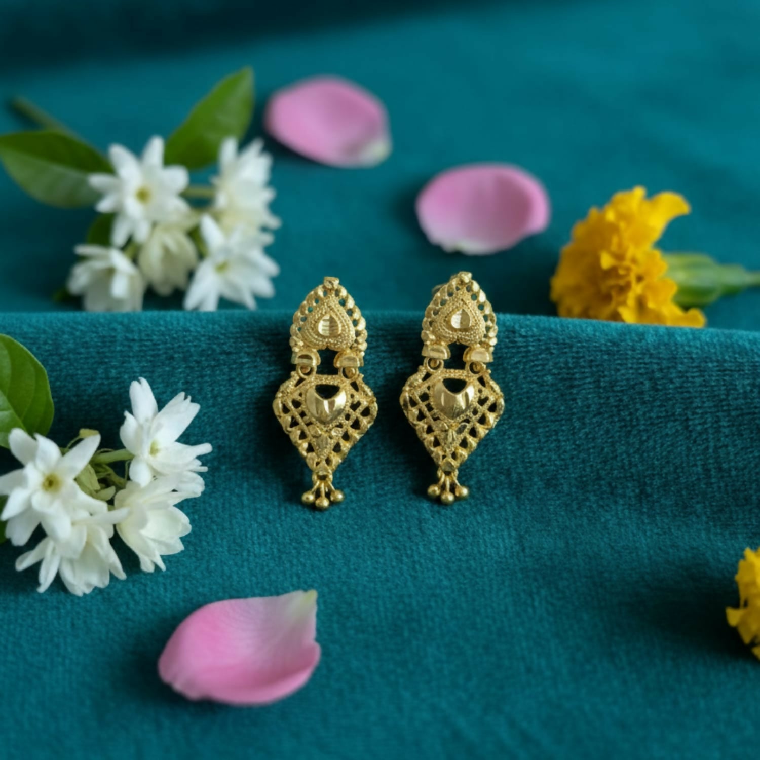 Fashionable Gold Tone Jhumki | Traditional & Modern Fusion Earrings