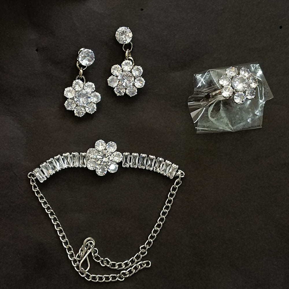 Premium AD Floral Bracelet Combo Perfect For Gifting