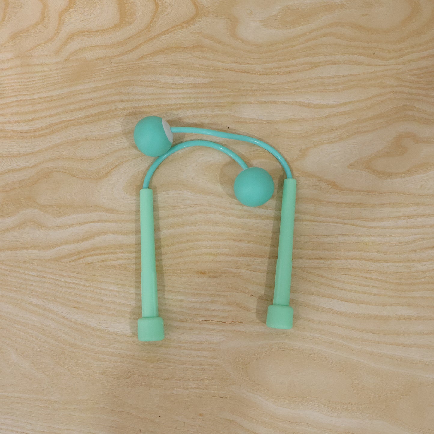 Cordless skipping rope wrist ball exercise tool live use