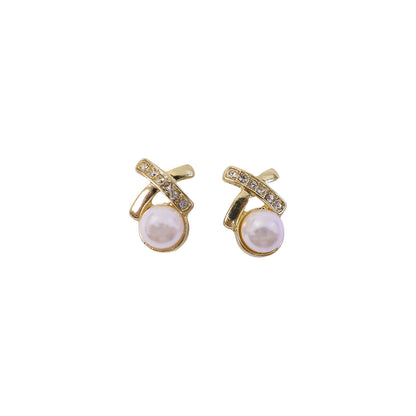Elegant Pearl Crystal Stud Earrings for Women And Girls