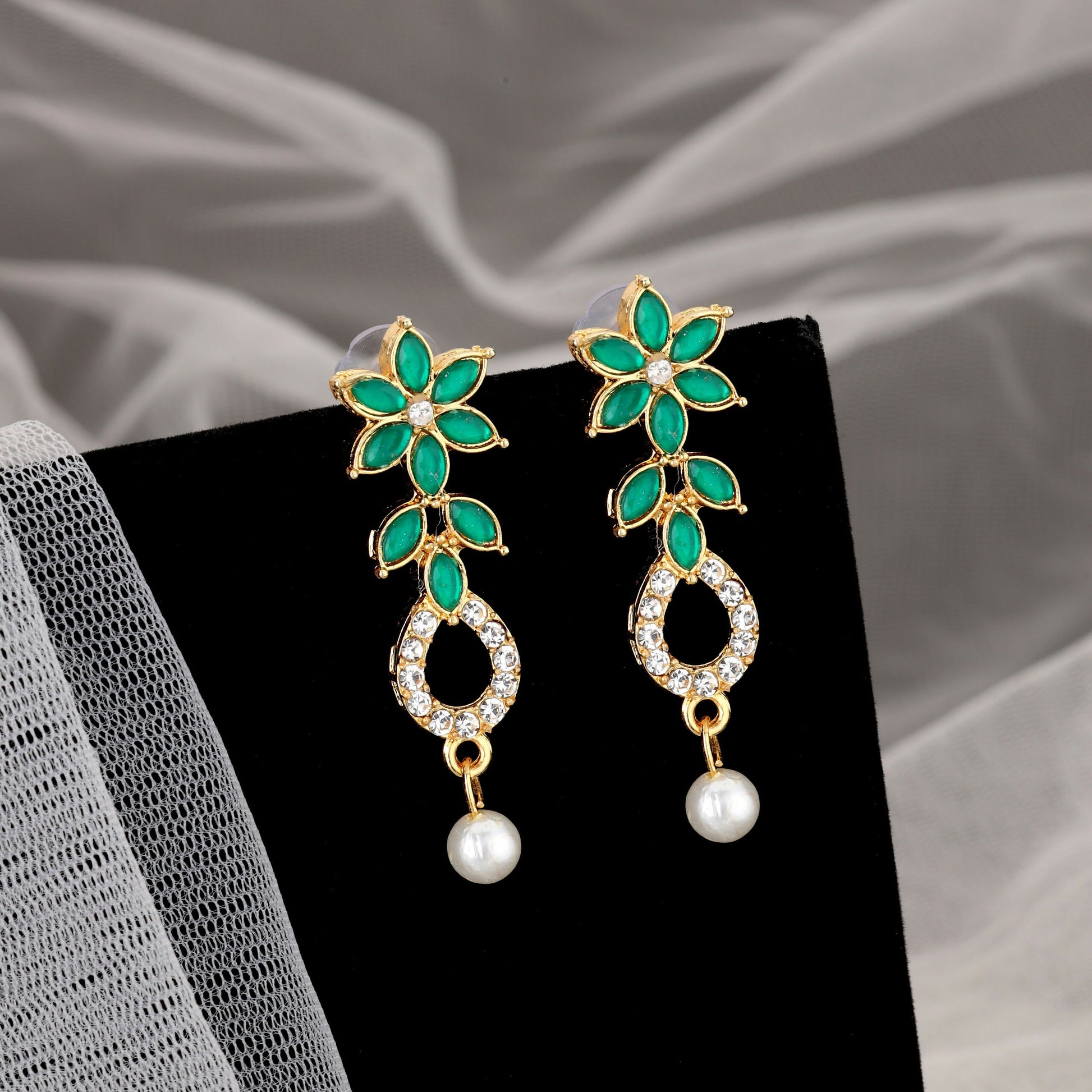 Emerald Green & Crystal Leaf Motif Necklace Set with Pearl Drop