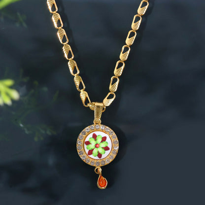 Elegant Gold Plated Pendant Necklace with Floral Design