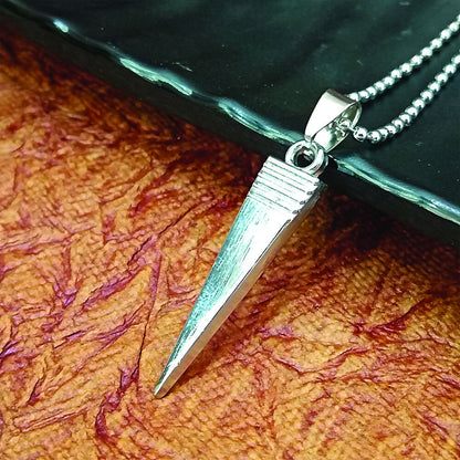 Steel Look Pointed Chain Pendnet
