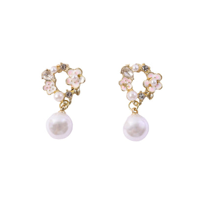 Vintage Rose Pearl Stud Earrings for Women – Elegant Gold Floral Design