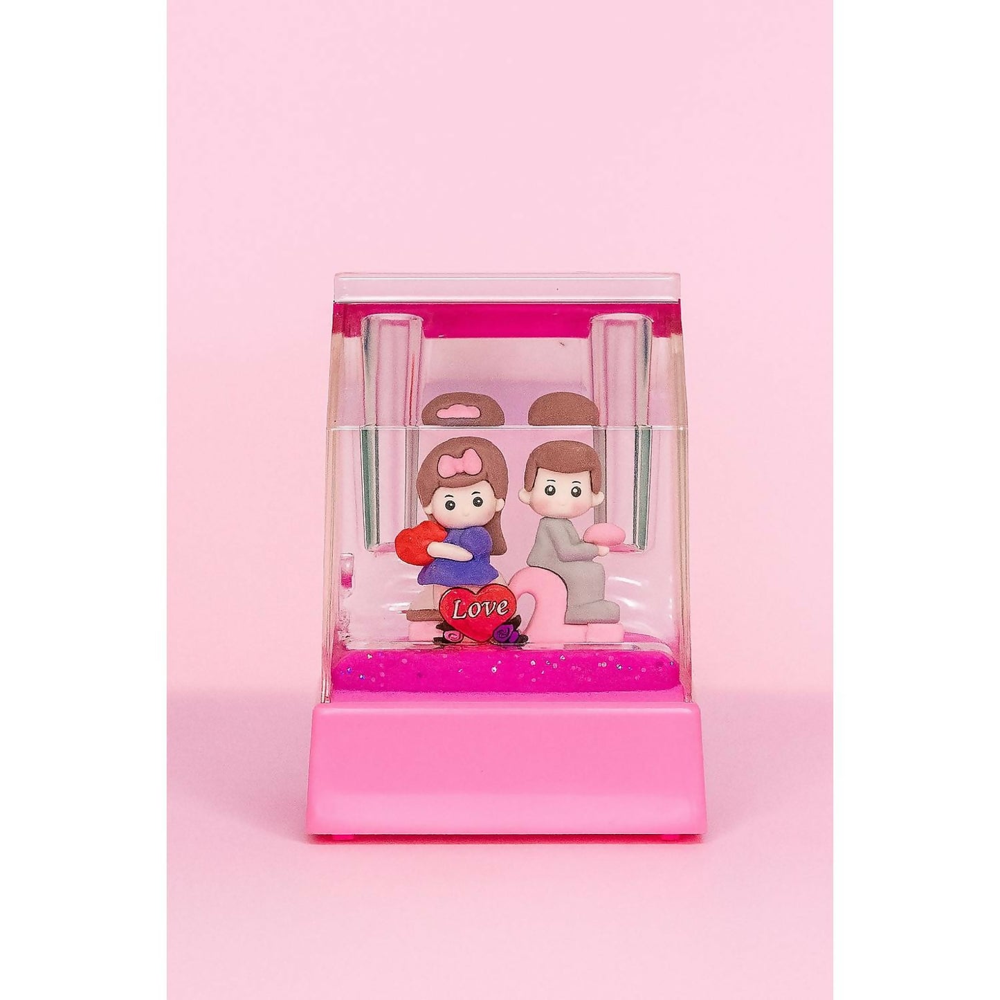 Romantic Couple Love Water Globe with Glitter Liquid and Cute Figurines – Decorative Desktop Showpiece with Love Heart Design – Perfect for Anniversary, Birthday, Wedding, Valentine’s Day and Romantic Gifts
