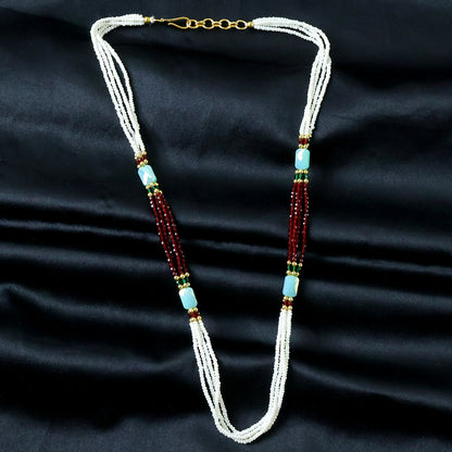 Pearl mala necklace worn with ethnic outfit