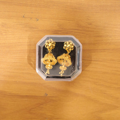 Royal Ethnic Gold Jhumka Earrings with Intricate Detailing