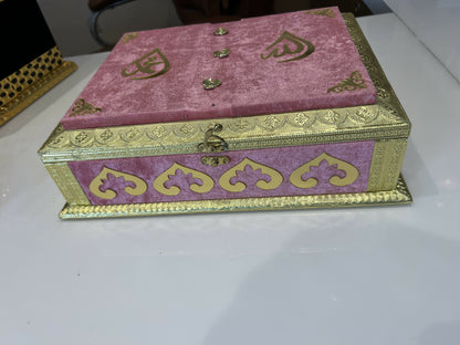 Luxury Velvet Quran Box dusty pink crushed velvet exterior with brass clasp