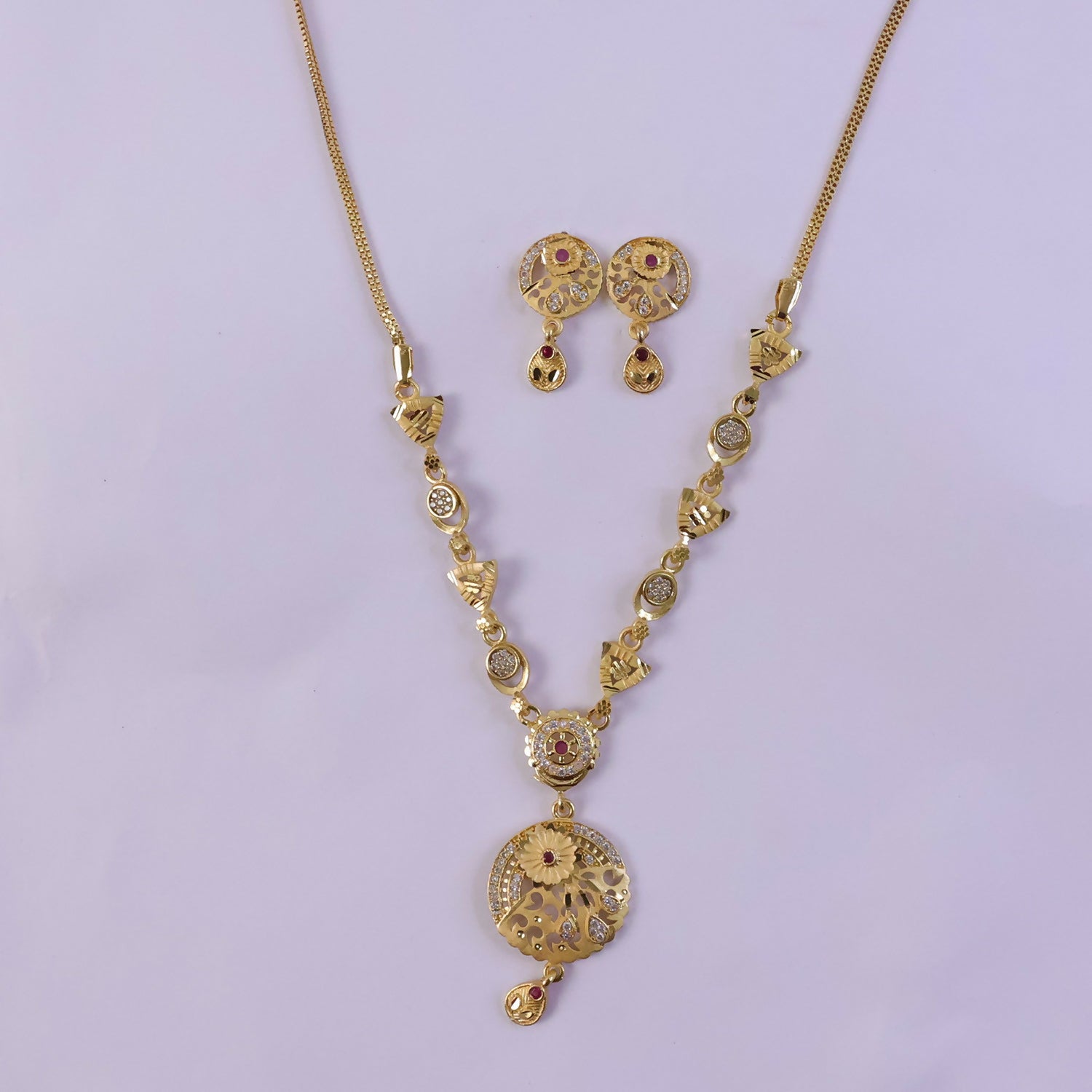 Classic Gold-Tone Floral Engraved Pendant Necklace Set with Designer Stud Earrings