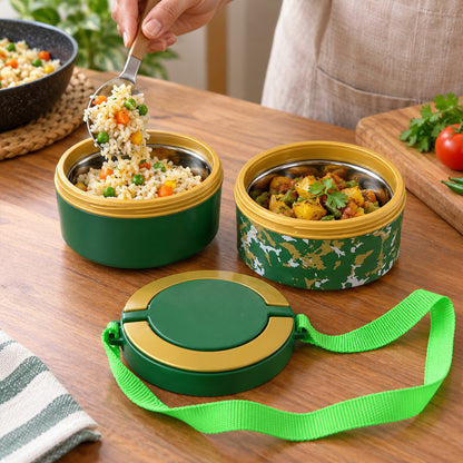 Detailed view of 2layer tiffin set.